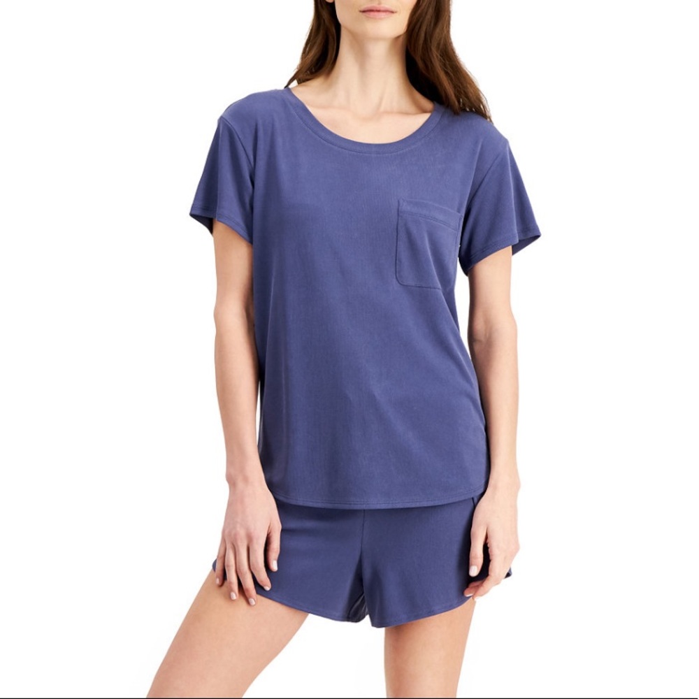 Alfani T-Shirt & Short Set